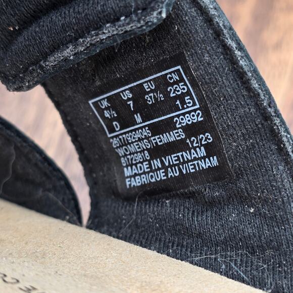 Clarks Sandals Women's 7 M Black Leather Thong Slip On Comfort Toe Loop Strap - Picture 7 of 7